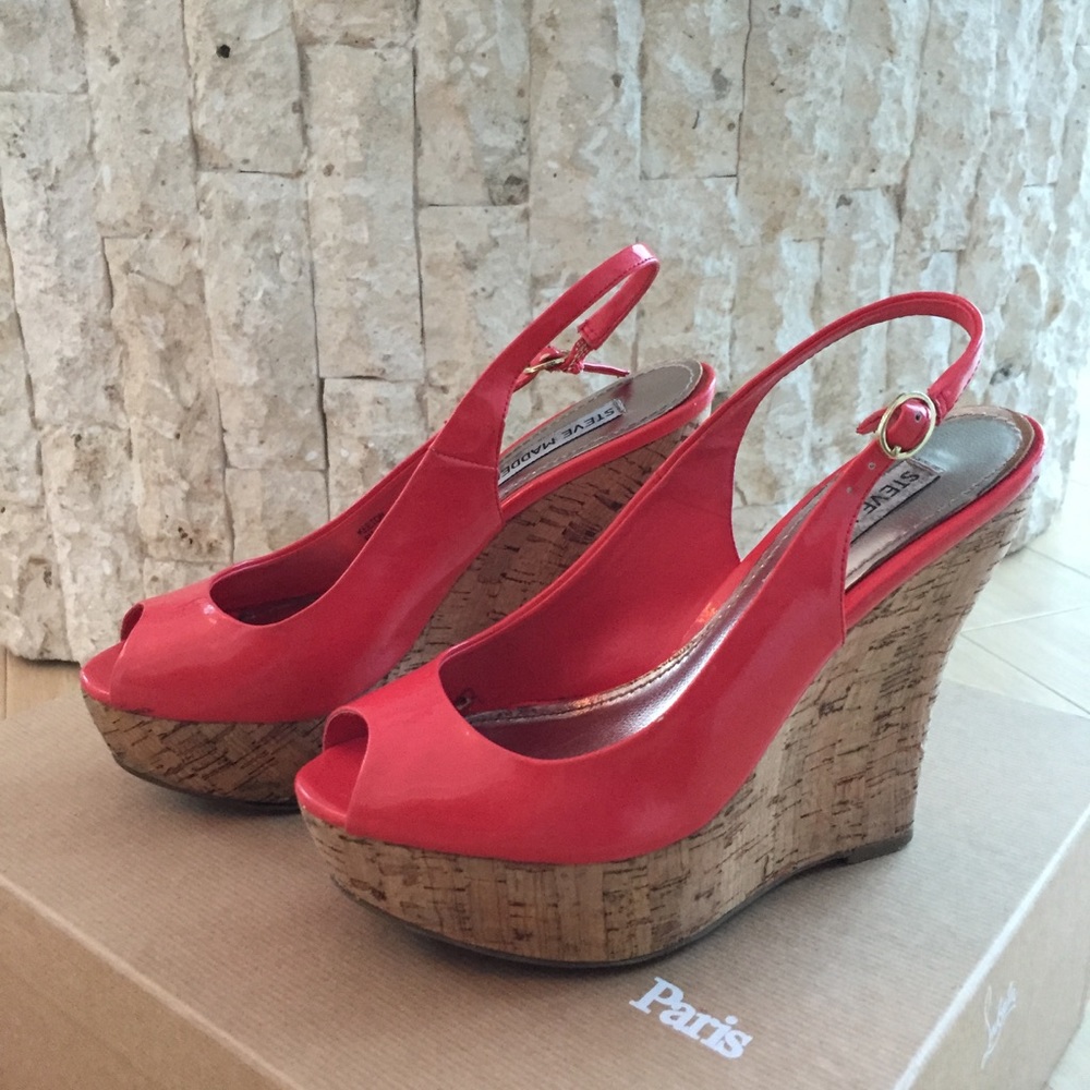 Peep Toe Steve Madden Wedges